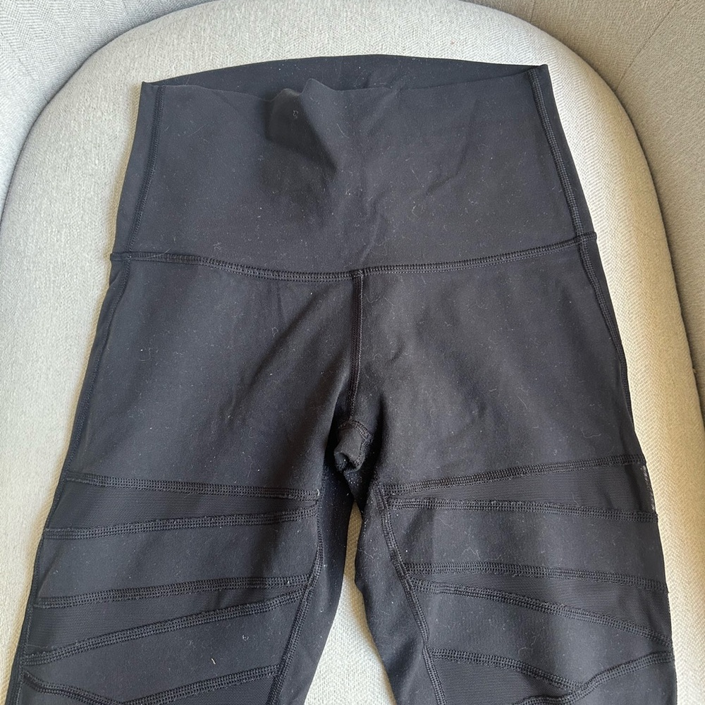 Black mesh lululemon leggings